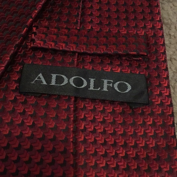 NWOT Adolfo Men’s Tie - Picture 3 of 3